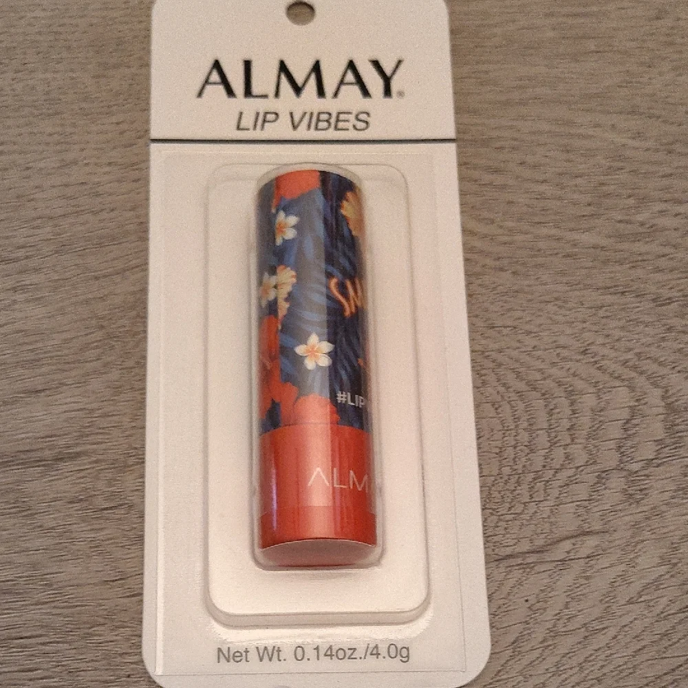 🆕Almay Lip Vibes Orange Lipstick - Hypo Allergenic w Shea Butter/ Smile NIP